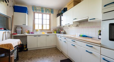 EXCLUSIVITE - Secteur SARLAT - Belle propriété de charme en pierre sur 4410 m² arborés en situation dominante