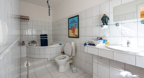 EXCLUSIVITE - Secteur SARLAT - Belle propriété de charme en pierre sur 4410 m² arborés en situation dominante