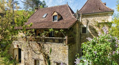 Secteur Gourdon - Maison de charme en pierre au calme avec piscine sur 1790 m² boisés