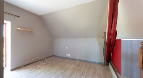 EXCLUSIVITE - Secteur GOURDON - Maison atypique dans un environnement privilégié avec vue imprenanble sur 1ha2 boisés 