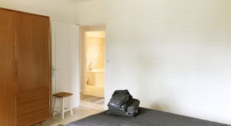 Exclusivité - Secteur Sarlat - Maison de plain pied avec piscine sur 1500 m2 arborés 