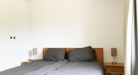 Exclusivité - Secteur Sarlat - Maison de plain pied avec piscine sur 1500 m2 arborés 