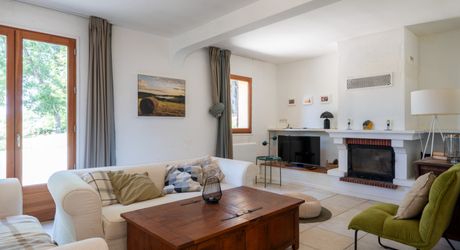 Exclusivité - Secteur Sarlat - Maison de plain pied avec piscine sur 1500 m2 arborés 