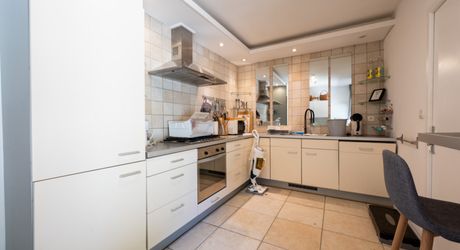 Exclusivité - Secteur Sarlat - Maison de plain pied avec piscine sur 1500 m2 arborés 