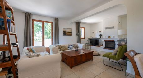 Exclusivité - Secteur Sarlat - Maison de plain pied avec piscine sur 1500 m2 arborés 