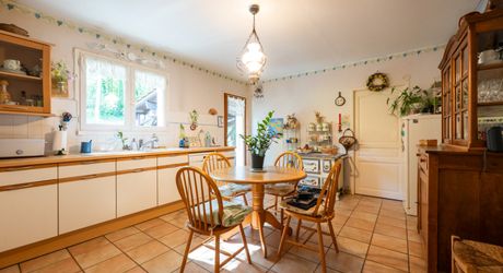 EXCLUSIVITE Secteur Souillac - Au calme et avec vue, spacieuse Maison 4 chambres sur 5 491 m² boisés