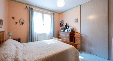 EXCLUSIVITE Secteur Souillac - Au calme et avec vue, spacieuse Maison 4 chambres sur 5 491 m² boisés