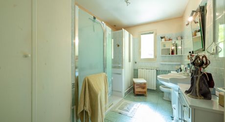 EXCLUSIVITE Secteur Souillac - Au calme et avec vue, spacieuse Maison 4 chambres sur 5 491 m² boisés