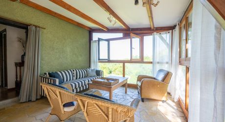 SECTEUR COEUR DE CAUSSE - Spacieuse Demeure, maison d'amis et grande dépendance sur 4000 m² arborés avec piscine