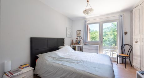 SECTEUR GOURDON - Au calme, Spacieuse Maison contemporaine avec piscine sur 1ha boisé