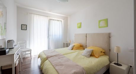 SECTEUR GOURDON - Au calme, Spacieuse Maison contemporaine avec piscine sur 1ha boisé