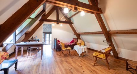 SECTEUR GOURDON - Charme et authenticité pour cet Ensemble en pierre sur 2ha60 avec vue panoramique