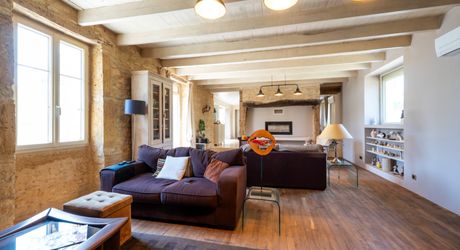 EXCLUSIVITE - SECTEUR CAZALS - Charme et authenticité pour cette Propriété de caractère restaurée sur 2251 m² arborés avec piscine