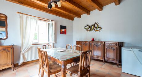 Secteur Coeur de causse - Belle vue pour cette Grande Maison ancienne rénovée sur 5000 m²