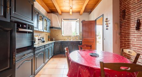 Secteur Coeur de causse - Belle vue pour cette Grande Maison ancienne rénovée sur 5000 m²