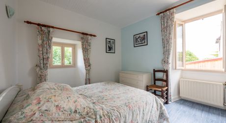 Secteur Coeur de causse - Belle vue pour cette Grande Maison ancienne rénovée sur 5000 m²