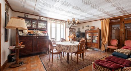 EXCLUSIVITE - Secteur CAZALS - Maison en pierre, dépendances, garage avec grand jardin 