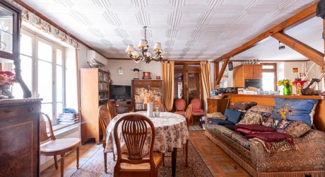 EXCLUSIVITE - Secteur CAZALS - Maison en pierre, dépendances, garage avec grand jardin 