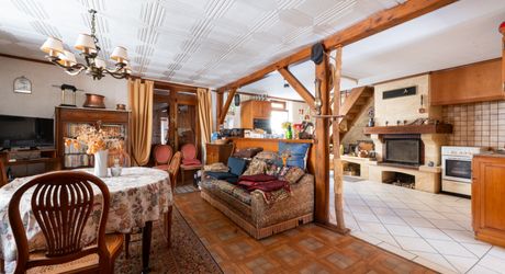EXCLUSIVITE - Secteur CAZALS - Maison en pierre, dépendances, garage avec grand jardin 