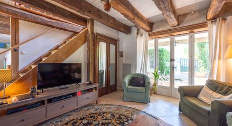 EXCLUSIVITE Secteur GOURDON Agréable Maison en pierre 3 chambres avec jardin 