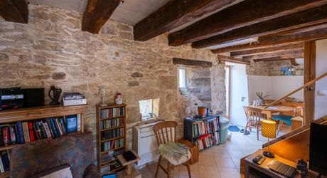 EXCLUSIVITE Secteur GOURDON Agréable Maison en pierre 3 chambres avec jardin 
