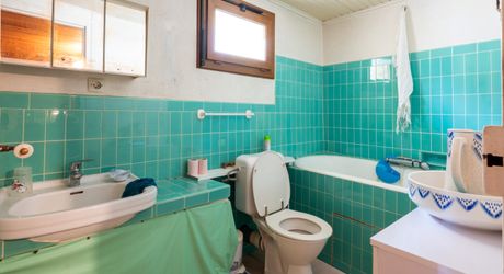 Secteur CATUS - Dans un joli village typique, Maison ancienne et dépendances avec jardin de 398 m²