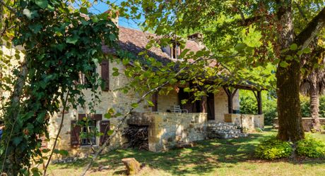 Secteur GOURDON - Propriété de caractère authentique au calme sur 5160 m²