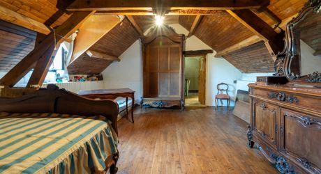 Secteur GOURDON - Propriété de caractère authentique au calme sur 5160 m²
