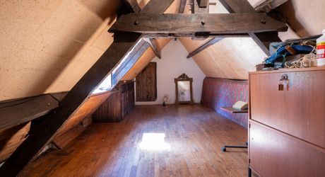 Secteur GOURDON - Propriété de caractère authentique au calme sur 5160 m²
