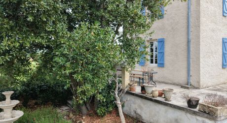 Secteur GOURDON - Agréable et lumineuse Maison ancienne - 3 chambres avec jardin proche commerces 