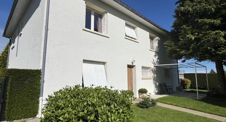 Maison 165 m² avec jardin et garage – PROCHE SAINT-CÉRÉ