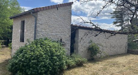 SECTEUR VILLENEUVE - Propriété de caractère avec dépendances