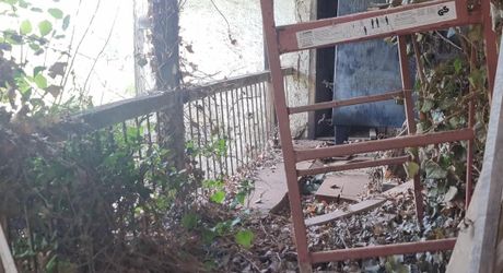 Ensemble en pierres à restaurer à une quinzaine de minutes de Figeac