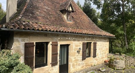 SECTEUR FIGEAC - Charmante maison en pierre - 143 m² 