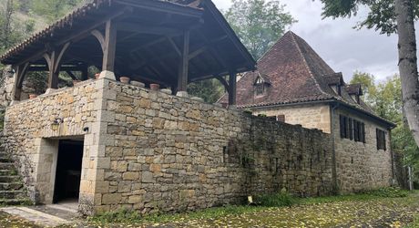 SECTEUR FIGEAC - Charmante maison en pierre - 143 m² 