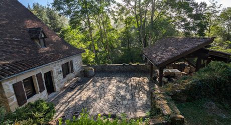 SECTEUR FIGEAC - Charmante maison en pierre - 143 m² 