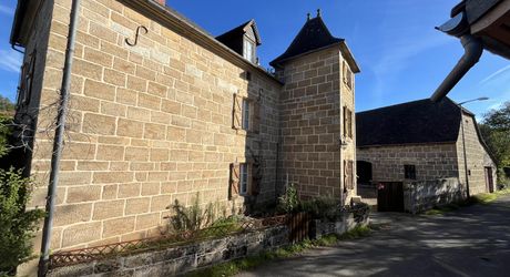 SECTEUR LACAPELLE-MARIVAL - Authentique maison en pierre - 213 m² Proche GR6 Saint Jacques de Compostelle
