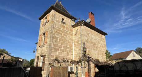 SECTEUR LACAPELLE-MARIVAL - Authentique maison en pierre - 213 m² Proche GR6 Saint Jacques de Compostelle