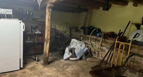 Propriété de caractère en pierre avec dépendances et piscine – SECTEUR LIVERNON