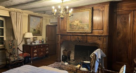 Propriété de caractère en pierre avec dépendances et piscine – SECTEUR LIVERNON