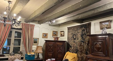 Propriété de caractère en pierre avec dépendances et piscine – SECTEUR LIVERNON