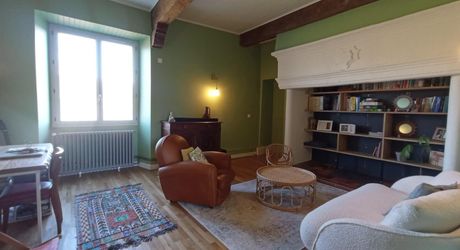 Maison de Maître avec terrain arboré - Proche de Figeac -