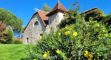 Splendide Propriété avec Chambres d’Hôtes – Secteur Lacapelle-Marival
