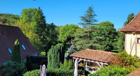 Splendide Propriété avec Chambres d’Hôtes – Secteur Lacapelle-Marival