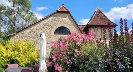 Splendide Propriété avec Chambres d’Hôtes – Secteur Lacapelle-Marival