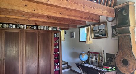 Maison et dépendances dans un cadre privilégié, loin des nuisances