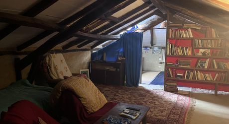 Maison et dépendances dans un cadre privilégié, loin des nuisances