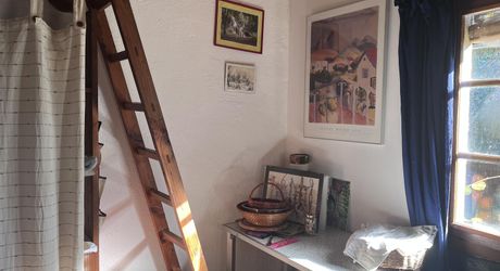 Maison et dépendances dans un cadre privilégié, loin des nuisances