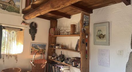 Maison et dépendances dans un cadre privilégié, loin des nuisances