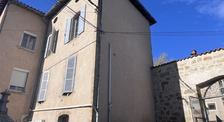 EXCLUSIVITÉ - Immeuble de rapport à Figeac – Idéal investisseurs !